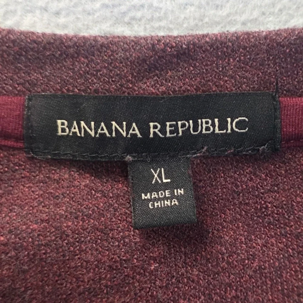 Banana Republic Sweater Mens XL Burgundy Maroon Crewneck Lightweight Pullover